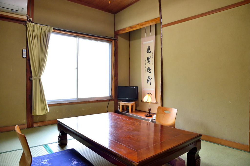 Yourou Onsen Honkan