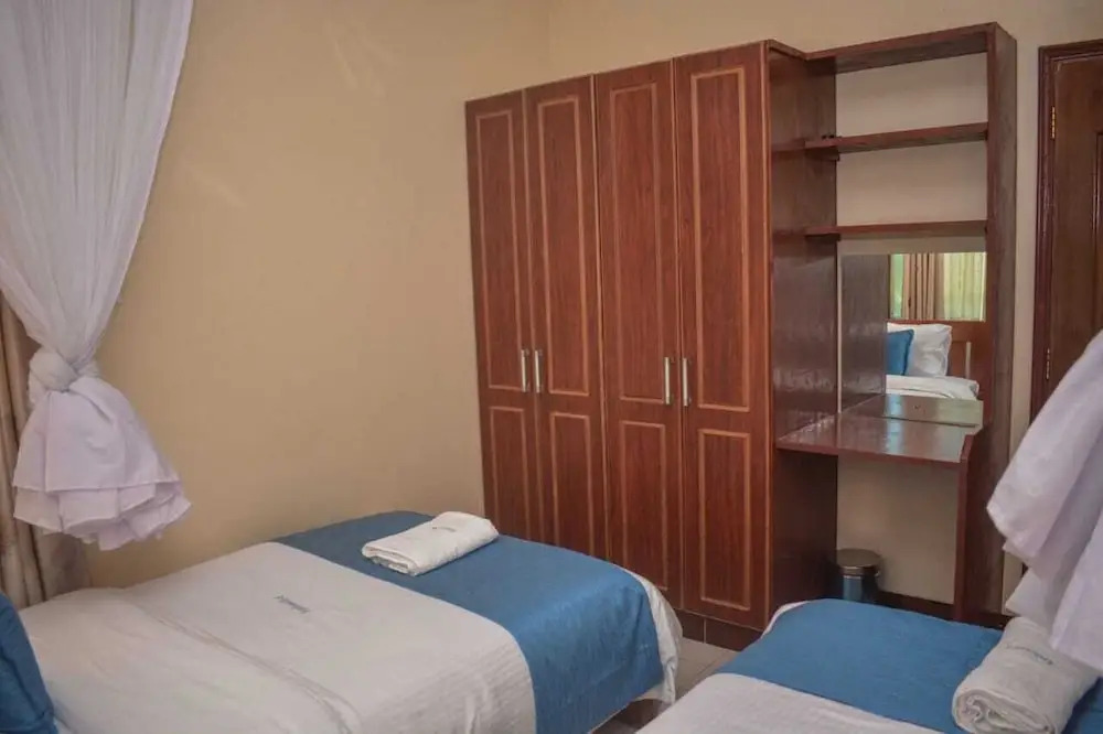 Lux Suites Dofils Sunset Apartments