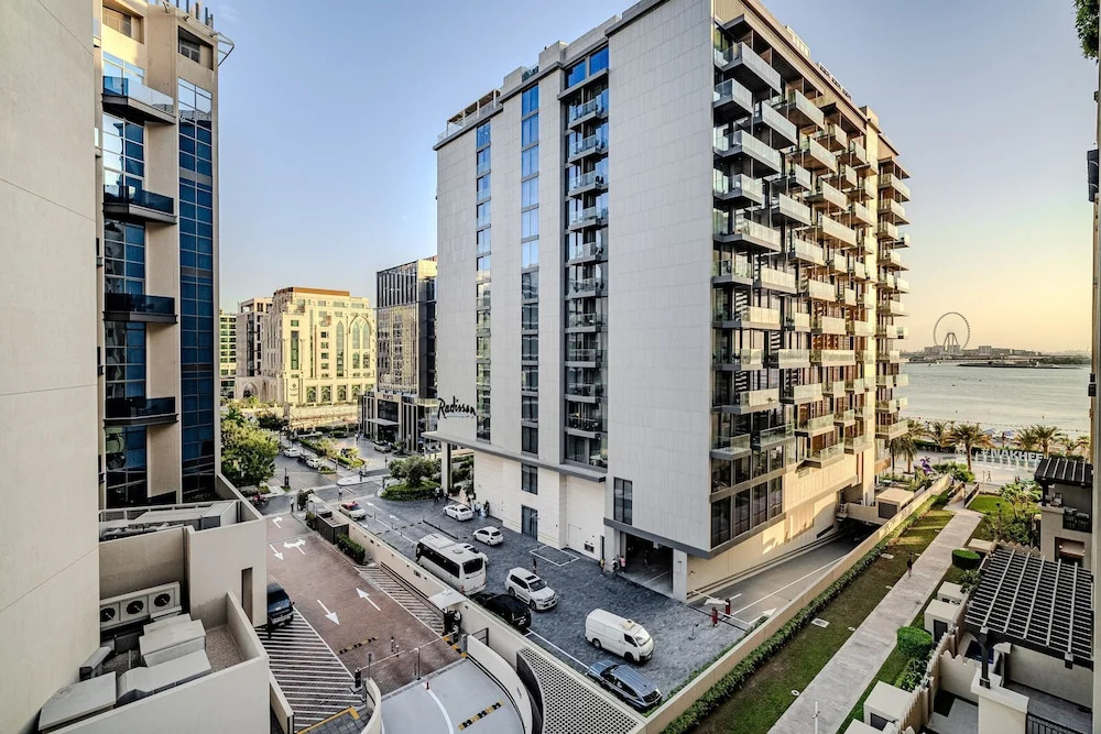 Fairmont South Residence 412