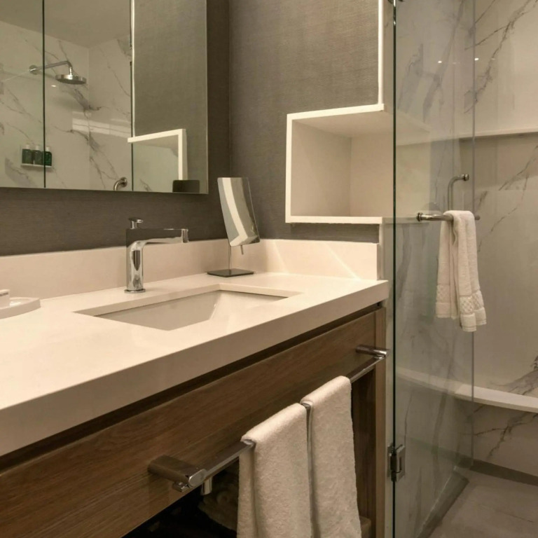 Courtyard by Marriott San Luis Potosi, Los Lagos
