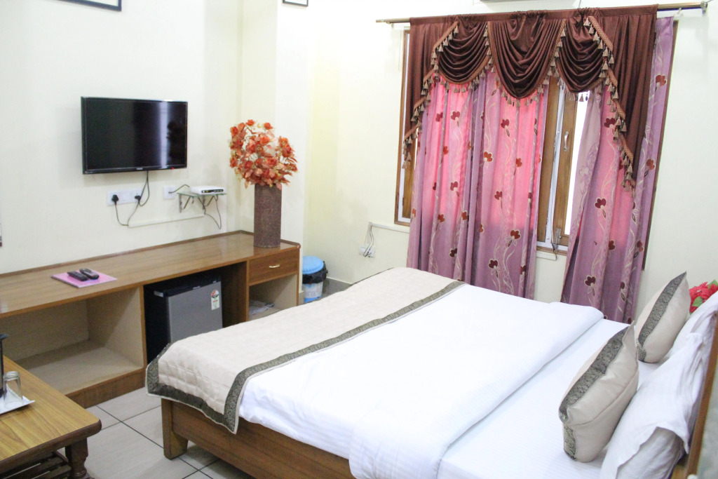 Collection O 30858 Hotel SP ROOMS
