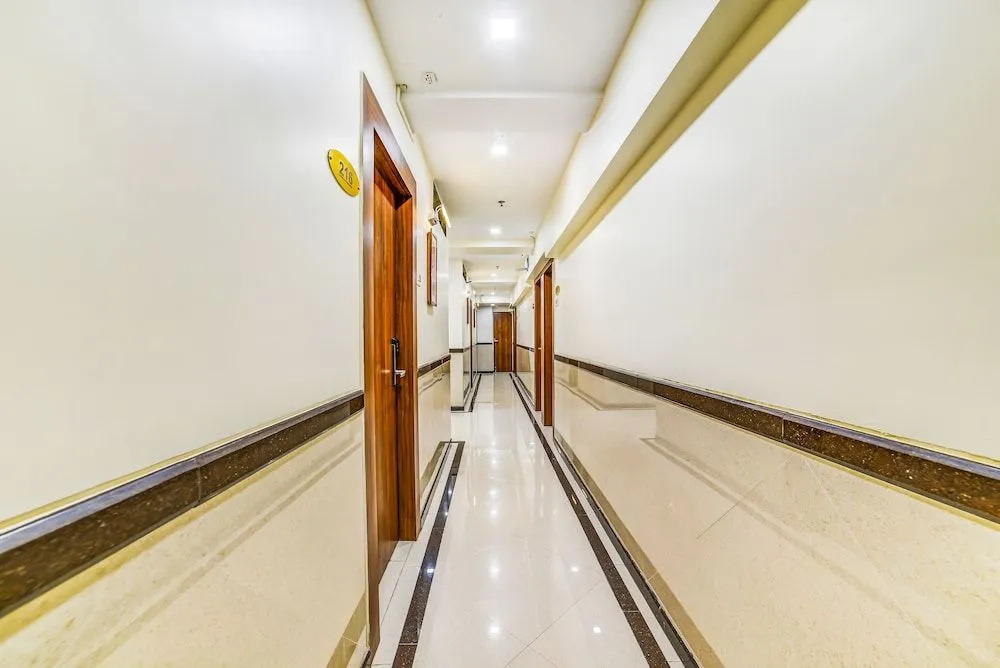 Hotel Laaiba Residency