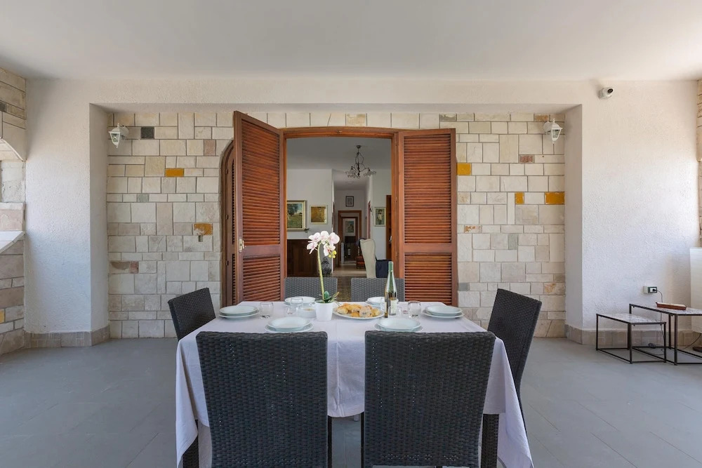 3580 Villa Corti Veteri by Barbarhouse