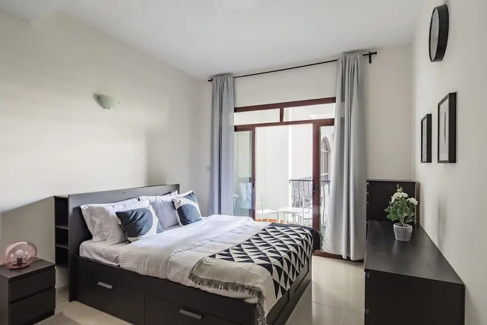 Spacious 1BR in Heart of JVC