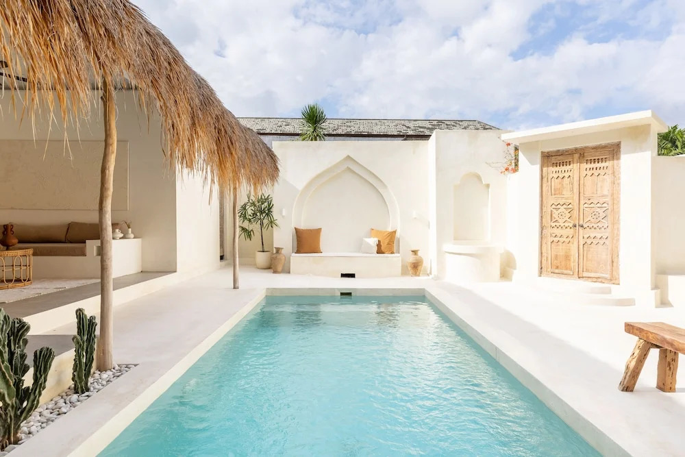 Villa Casa Bocami Canggu By Azure Near Finns