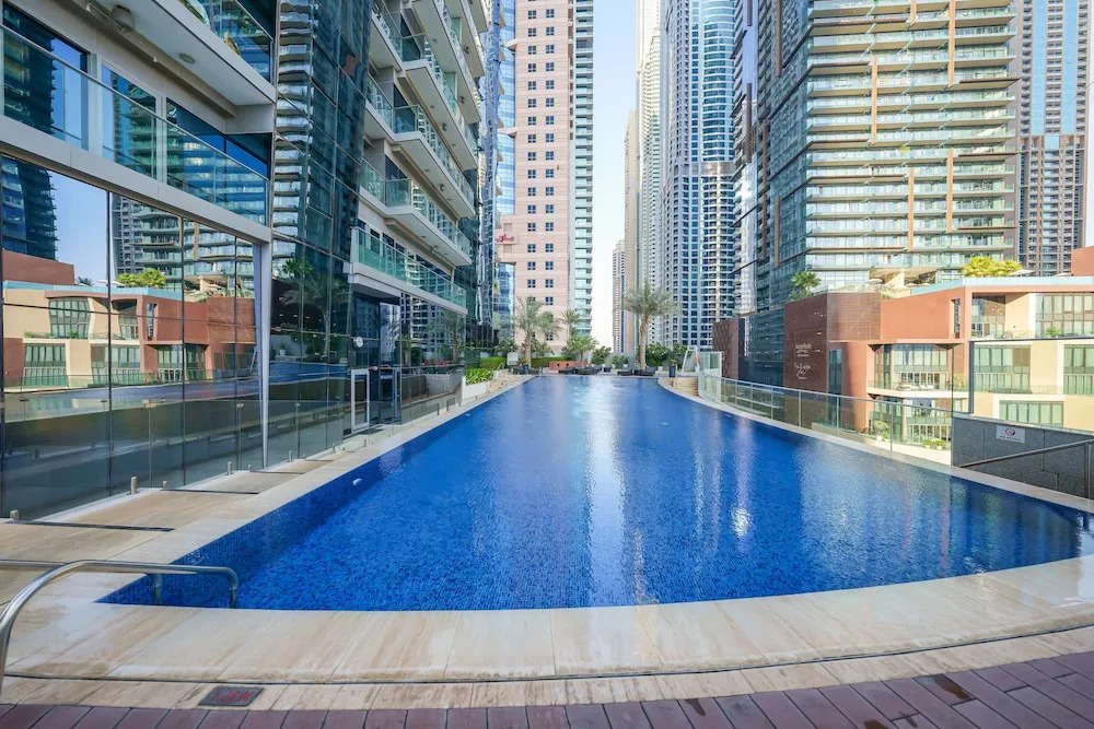 Tanin - Luxury Waterfront Apt with Stunning Marina Views