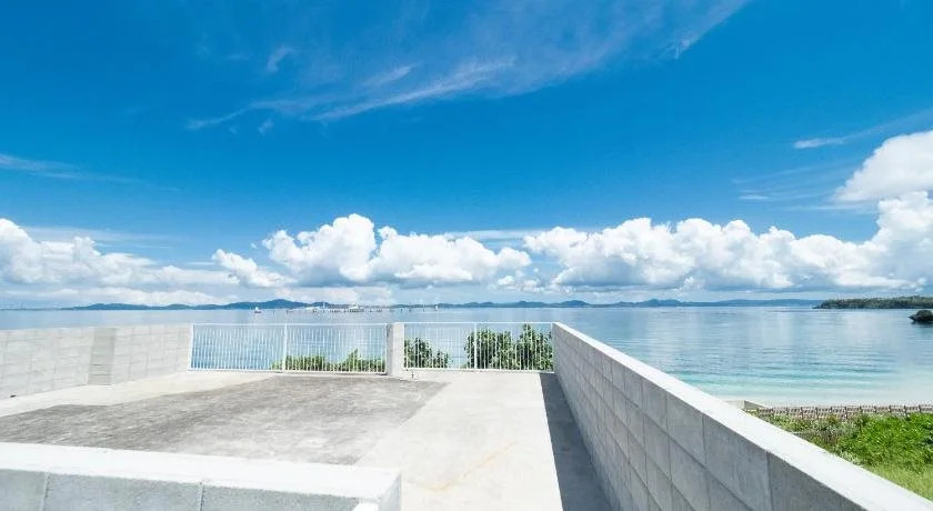 Kafuya Miyagi igusa villa