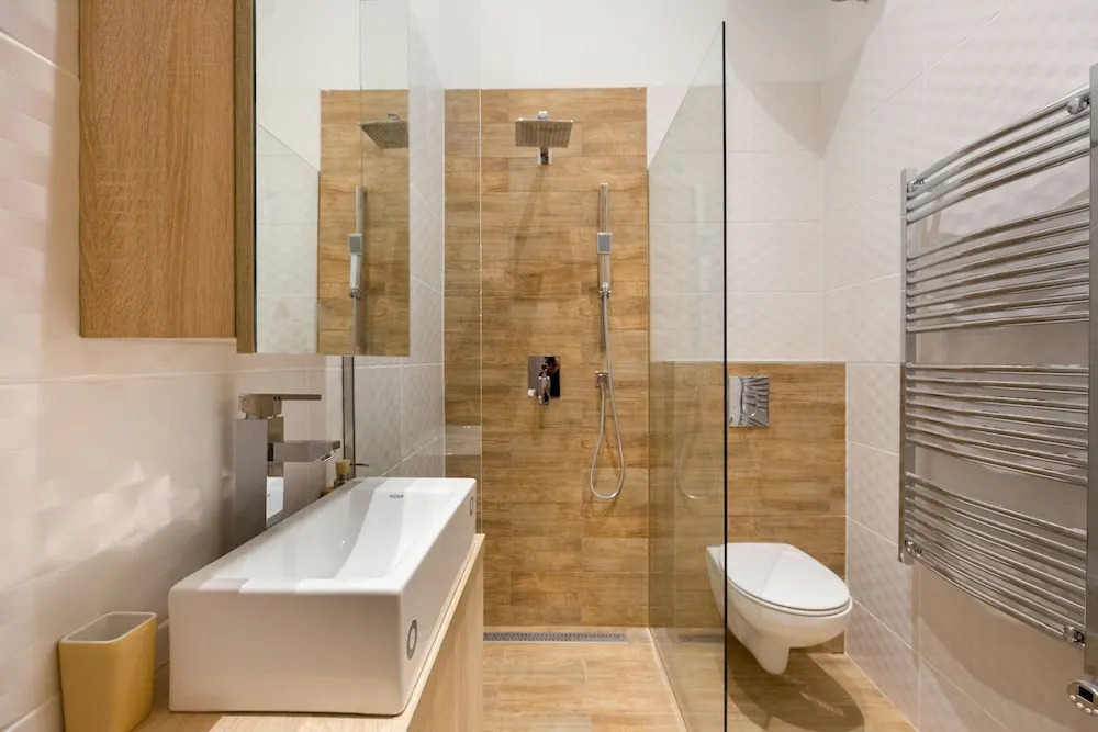 Squares and Dots Apartment