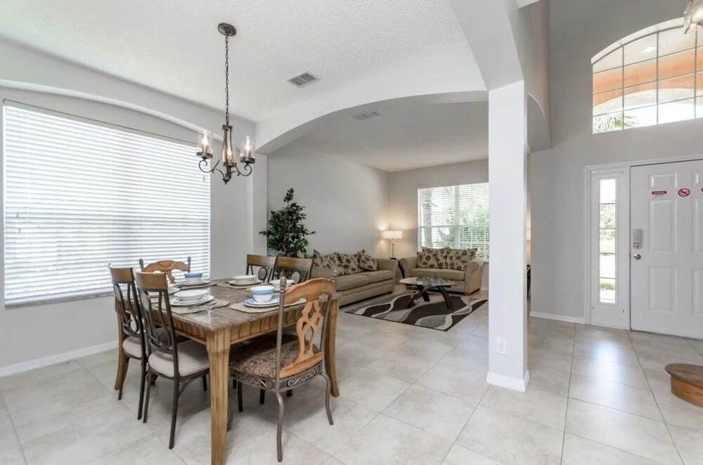 Amazing House! - Emerald - 2696LIC