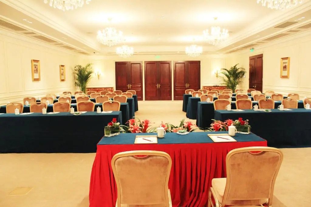 Shanghai Greentown Rose Garden Resort
