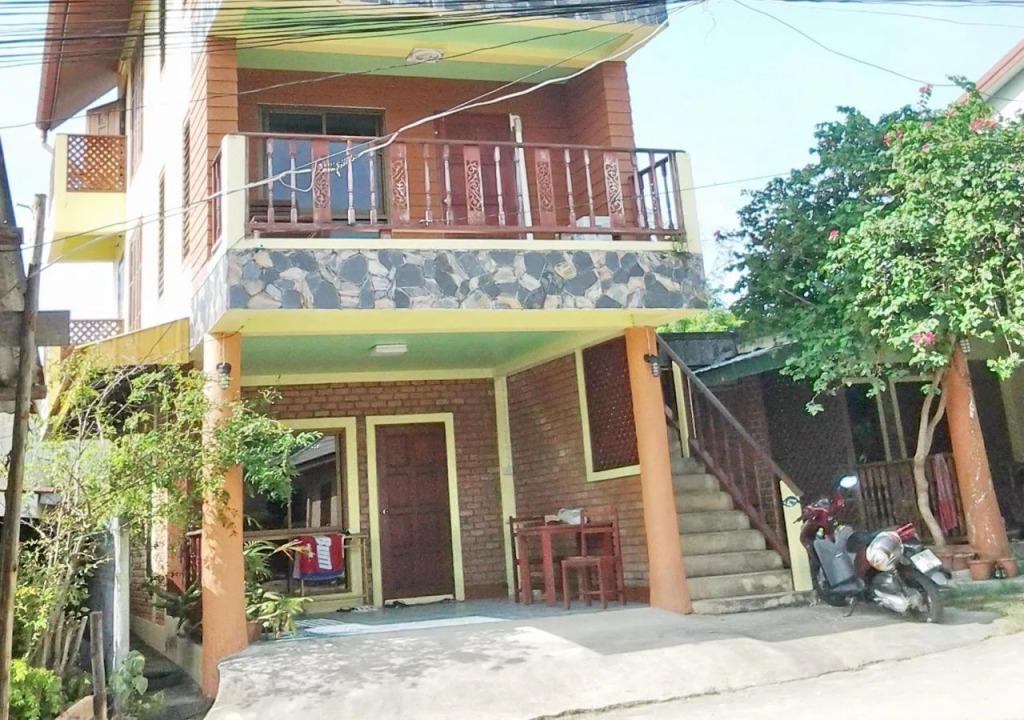 Aree Guesthouse 3