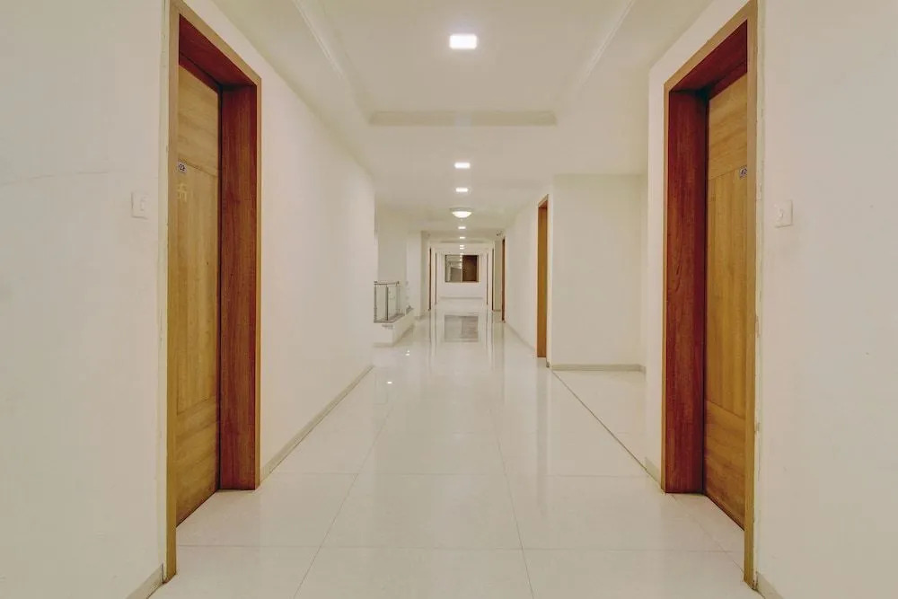 Capital O 40790 Hotel Triveni