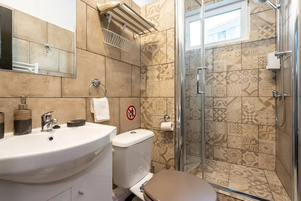 GOLDEN LEAF - Stunning Central 1BR Apt