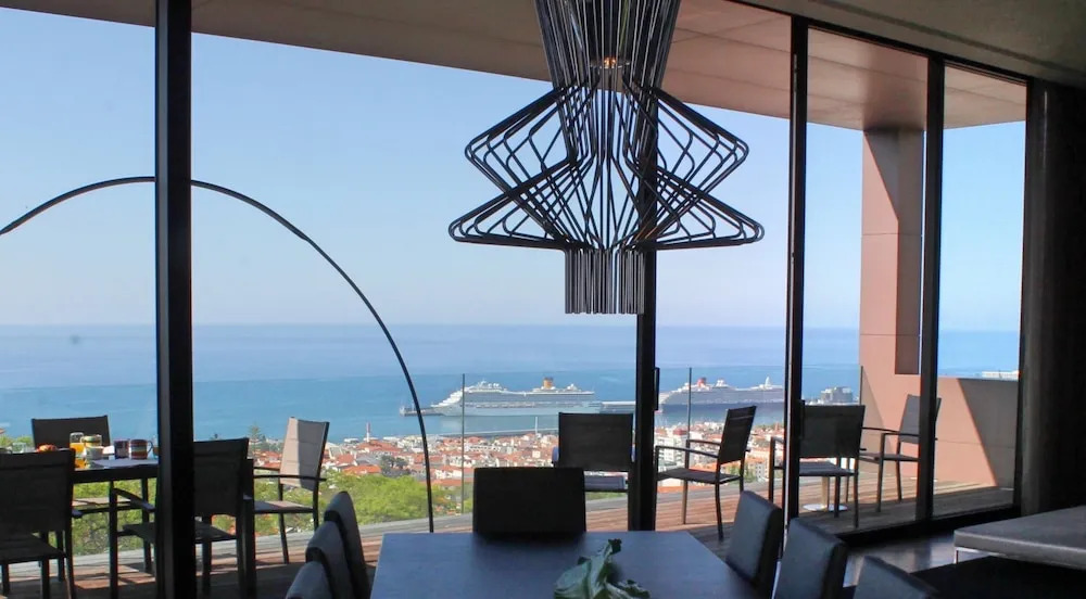Skylounge by Our Madeira
