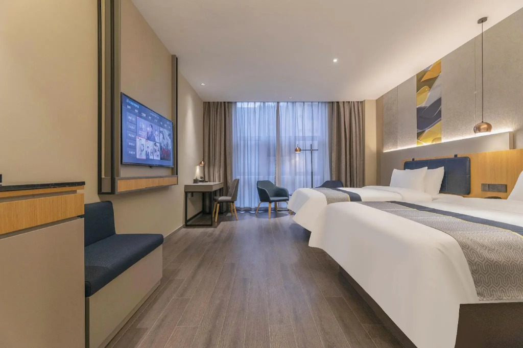 Homeinn Selected Hotel (Ningbo Jiangbei Olympic Sports Center Jinshan Road Subway Station)
