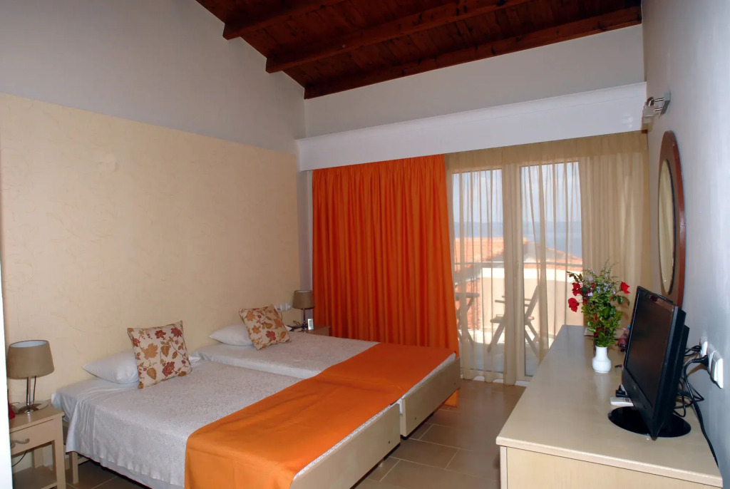 Sunrise Resort Hotel
