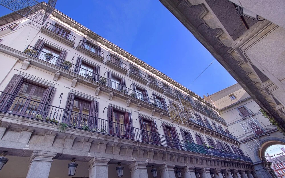 Wonderful 3 Bd Apartm in Prime Location. Plaza Mayor