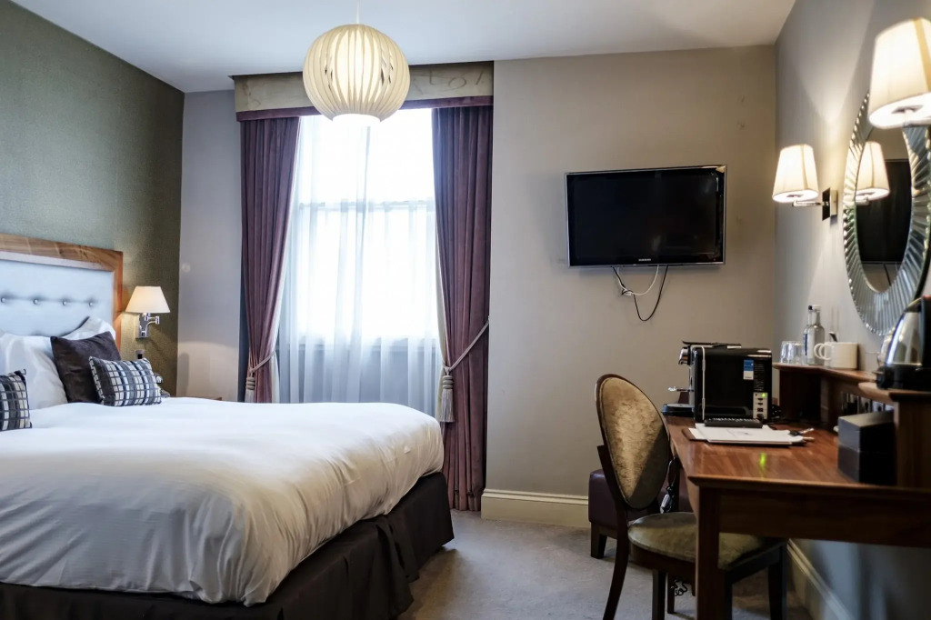 The Drayton Court Hotel
