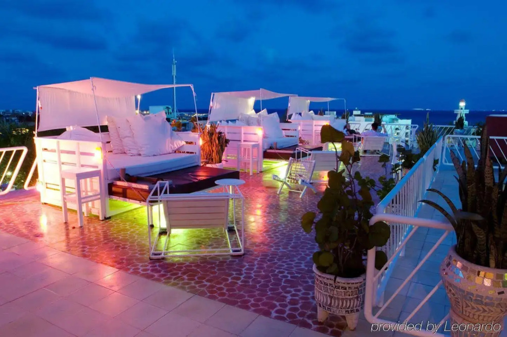 Basico Hotel