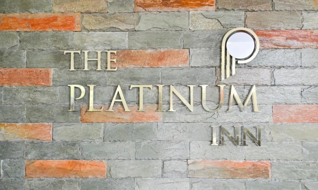 Itsy Hotels Platinum Inn