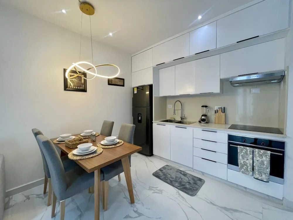 Cozy 2 BR Aparment With Private Pool