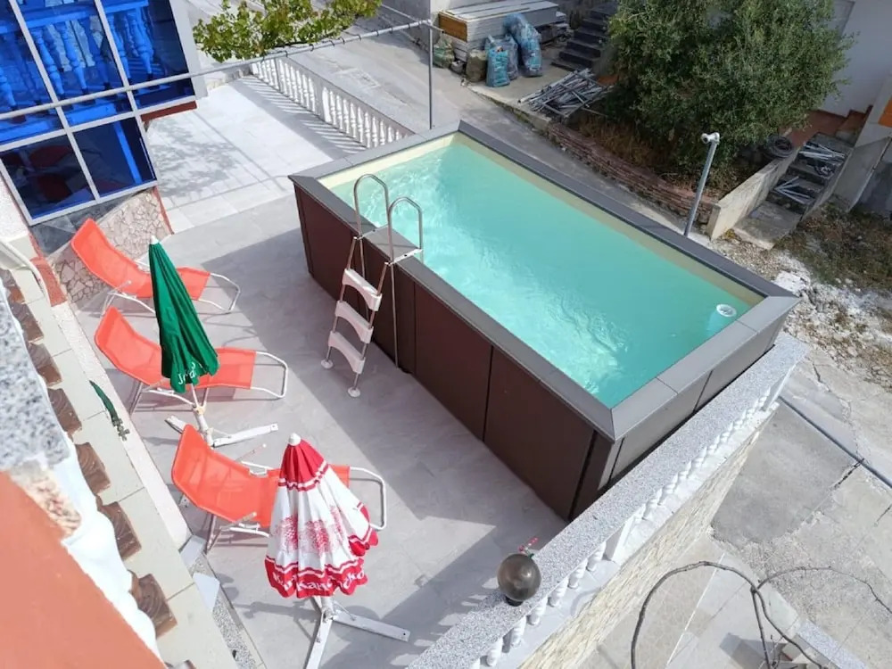 Comfy Holiday Home in Okrug Gornji near Trogir Center