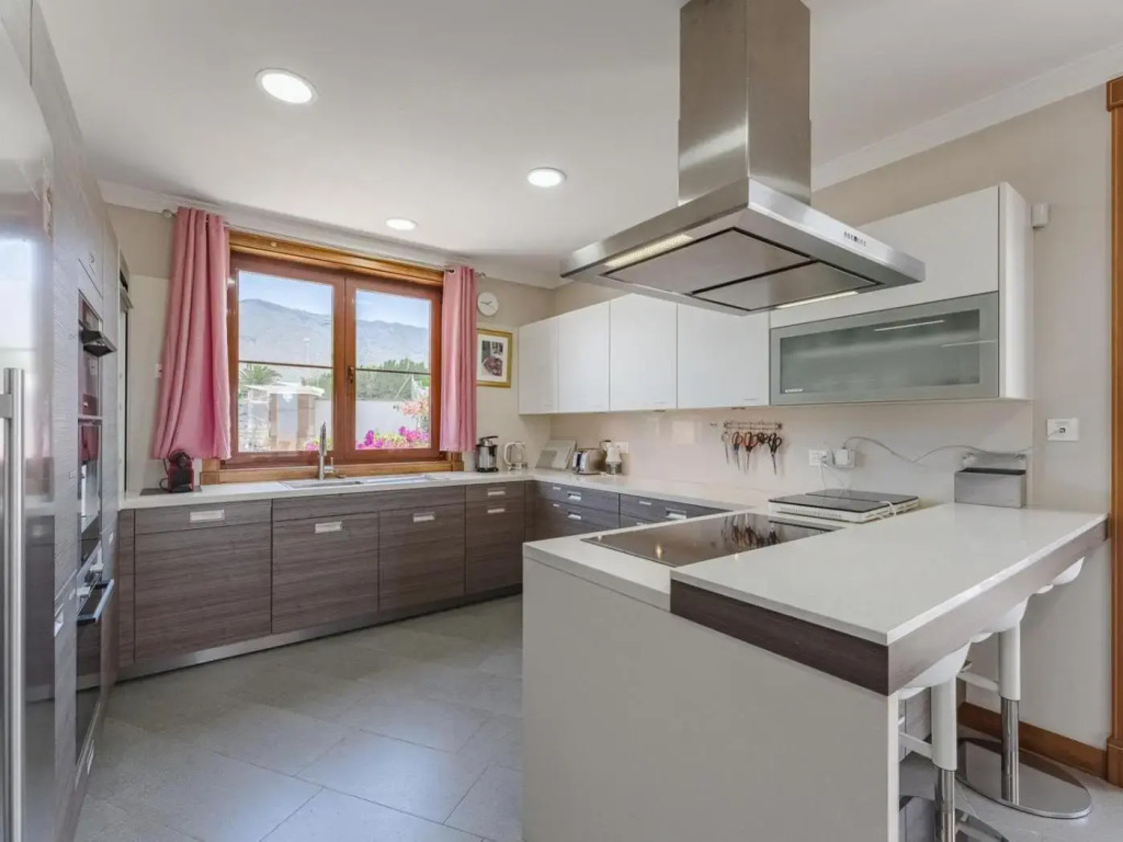 LUXURY VILLA NAUTILUS Heated pool Spa