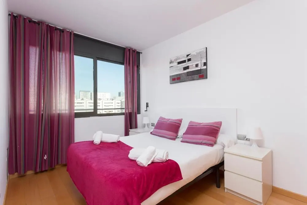 1216 - Forum Gardens Apartment