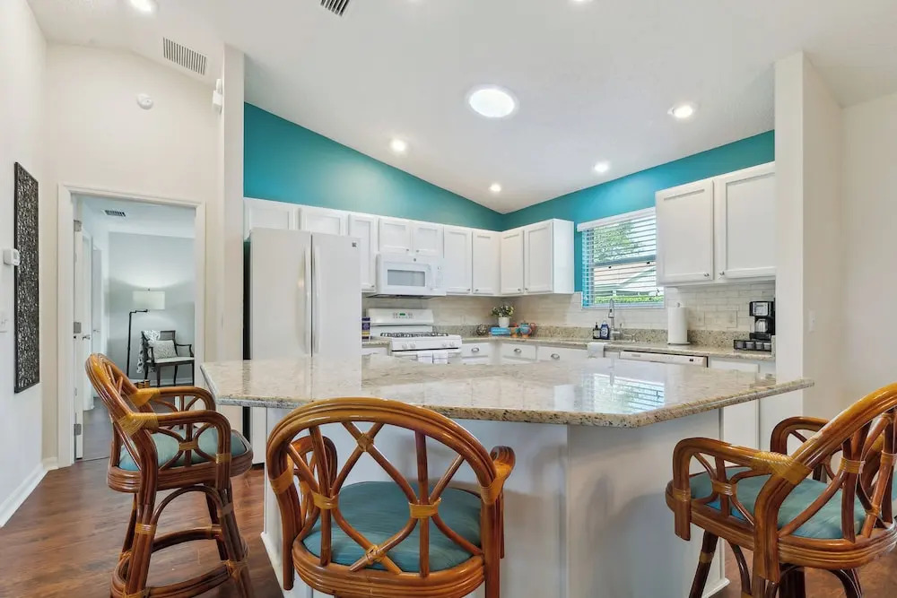 Charming Designer Home Near Lake Sumter