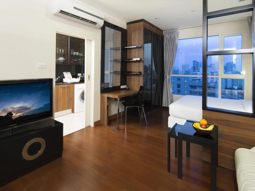 Ivy Thonglor 55