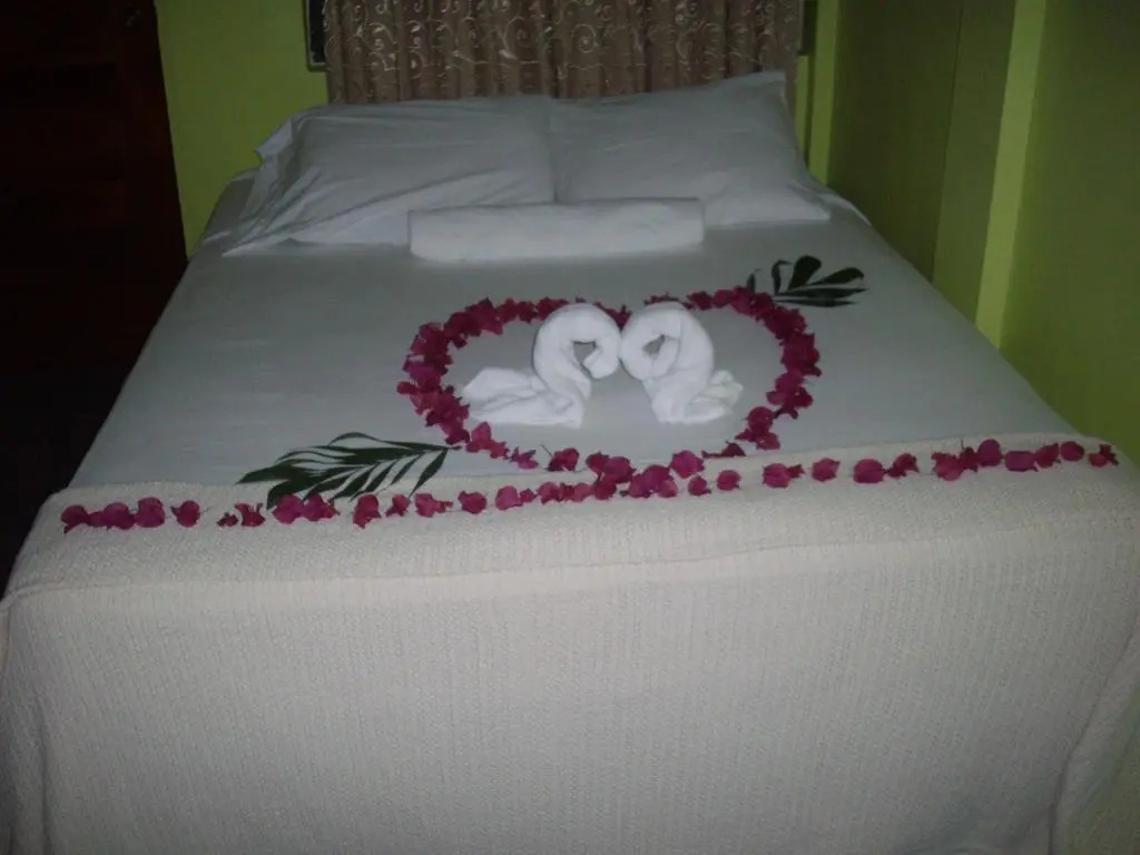 Best Time Inn Hotel - Car Rental