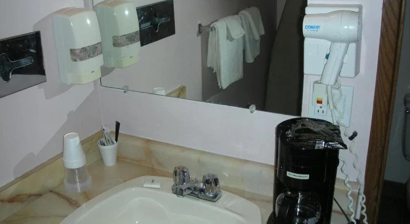 Cache Creek Inn
