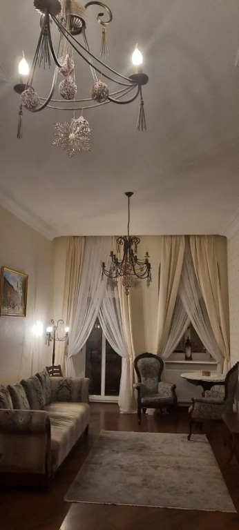 V.I.P.Apartmens Rynok Sqr.19