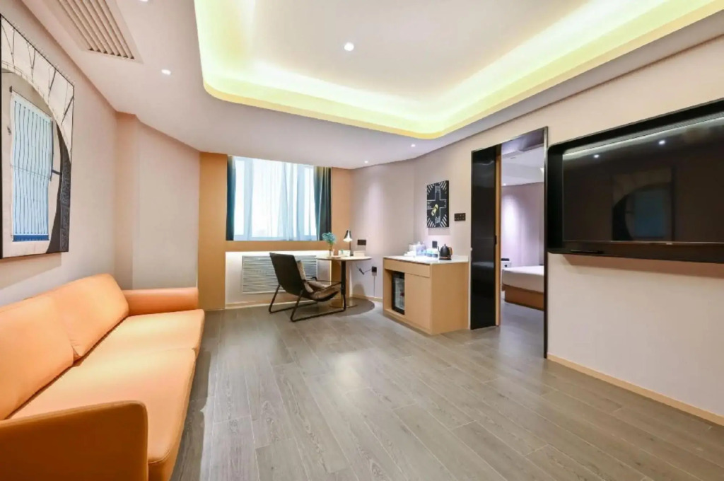 Atour Hotel Beijing Liuli Bridge West Station