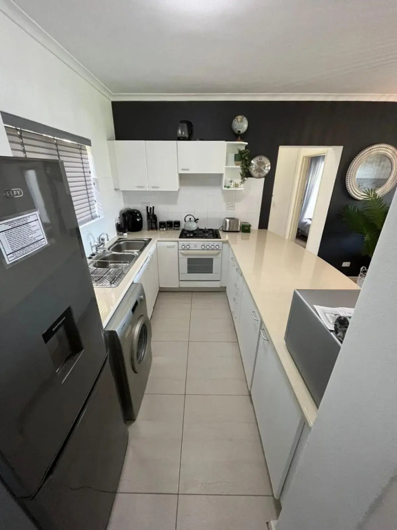 Goose Villa
