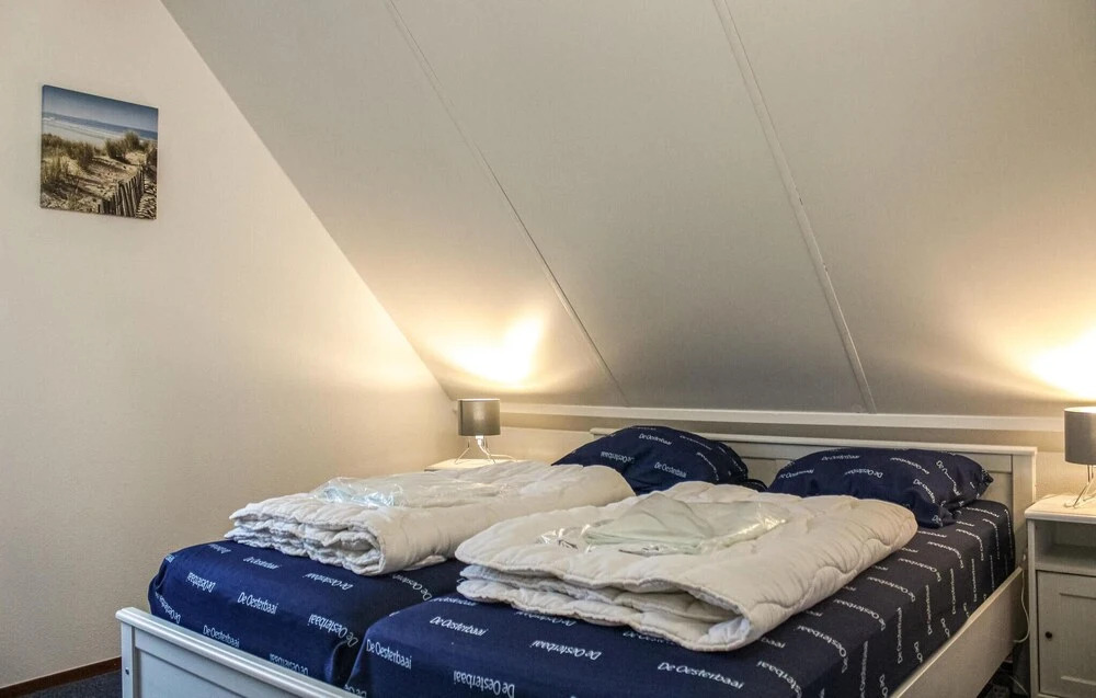 Beautiful Home In Wemeldinge With Wifi