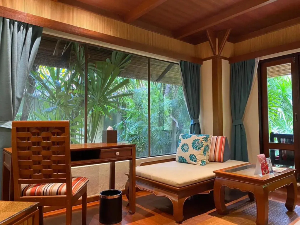 Centara Koh Chang Tropicana Resort