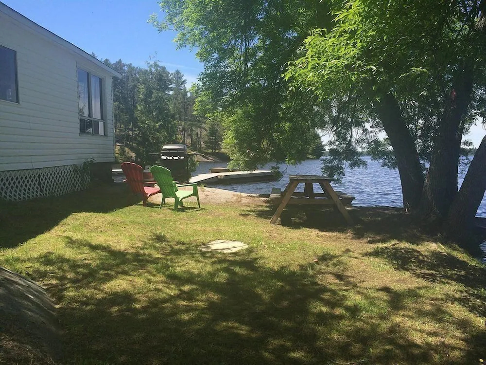 Mashkinonje Lodge