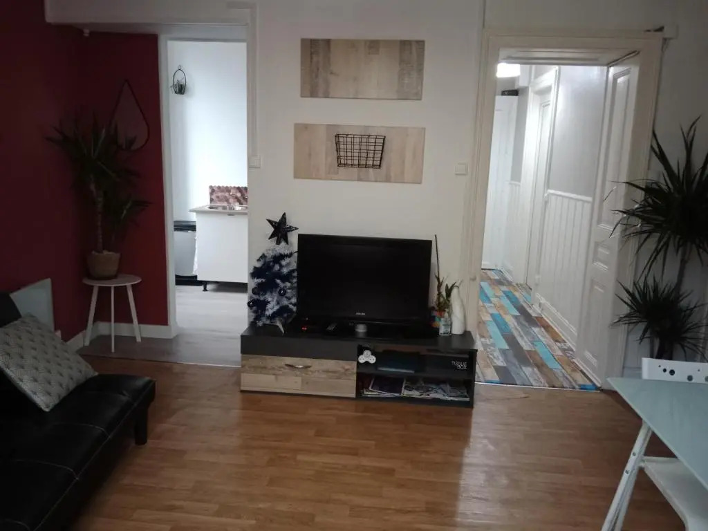 Pounette, appartement T3 centre / thermes Luxeuil
