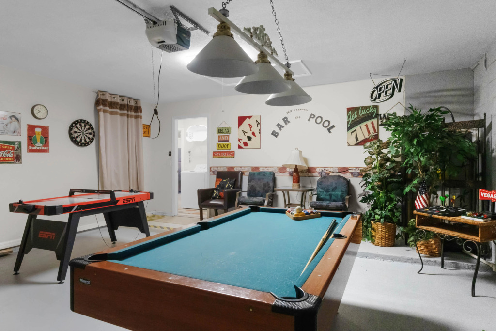 4 Bedroom 2 Bathroom Manors Westridge 411 Ld