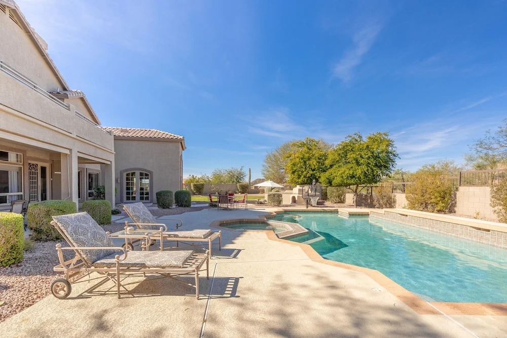 Las Sendas Desert Oasis Home 6 Bedrooms 3.5 Bathrooms Home