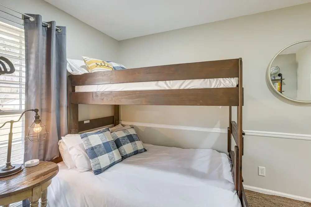 Stylish Home w/ Pool, 5 Mi to Bryant-denny Stadium