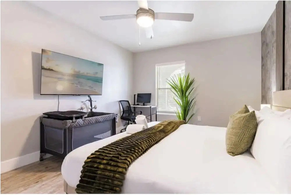 The Westshore by Stylish Stays