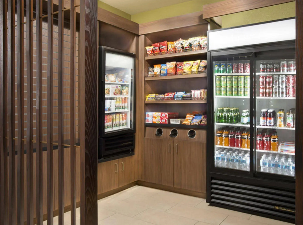 Holiday Inn Express & Suites Salem by IHG