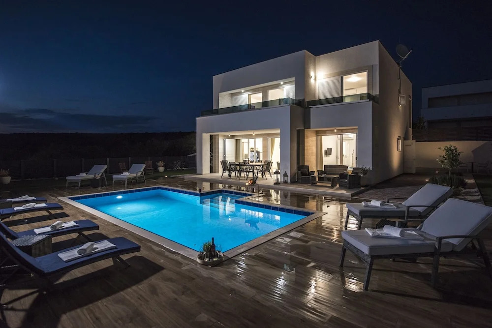 Villas Royal II with Private Pool