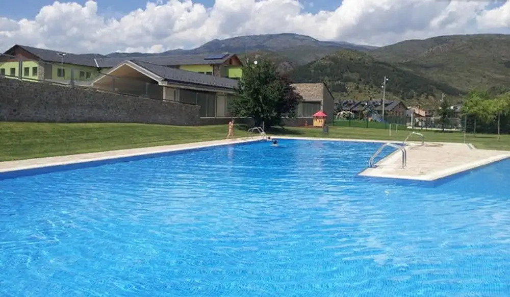 House With 4 Bedrooms in Bellver de Cerdanya, With Wonderful Mountain