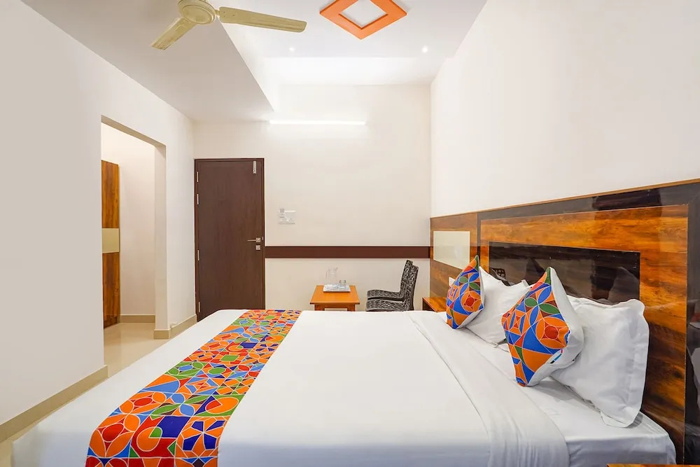 Golden Keys Hotel Chikkabanavara