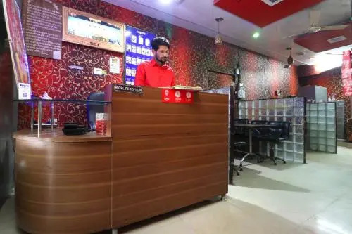 OYO 28162 Hotel Prince