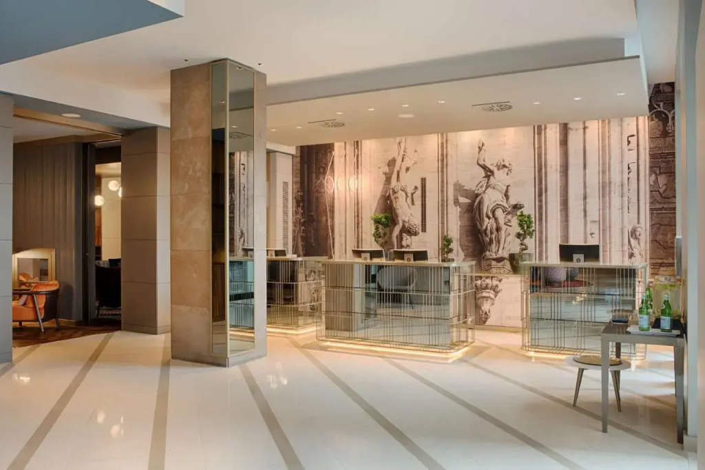 Отель NH Collection Milano Touring