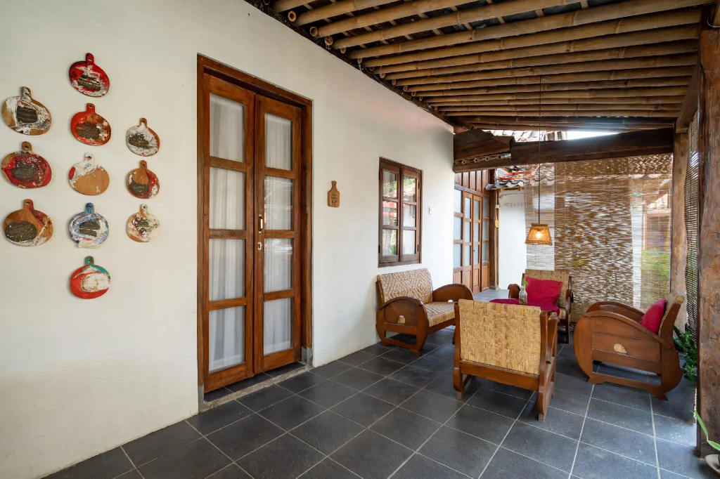 Hotel O Putroyono Homestay
